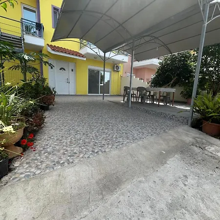 Agapi's Seaside Place Apartament *