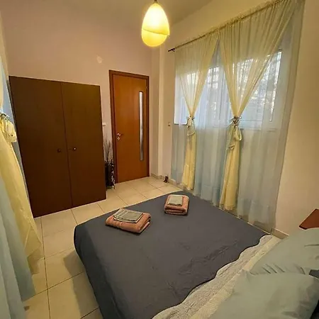 Agapi's Seaside Place Apartment *