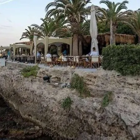 アパート Agapi's Seaside Place *